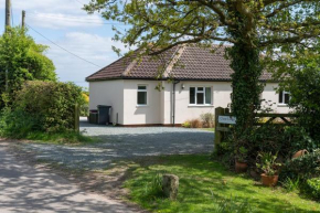 Family Sized Rural Cottage With Wifi, Kenilworth